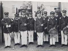 1929