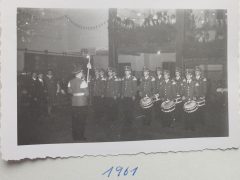 1961